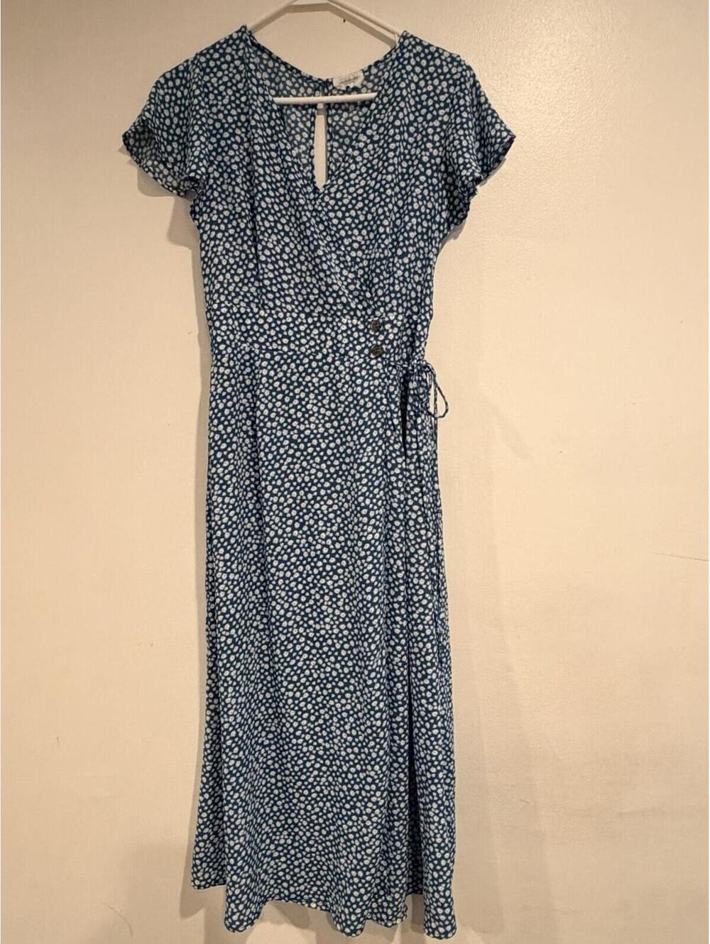 Sienna Sky Green Floral Wrap Short Sleeve Midi Dress Size M